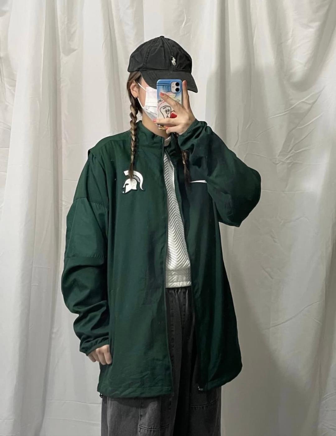 나이키 dewyse 초록색 오버핏 바람막이 L | 후루츠패밀리