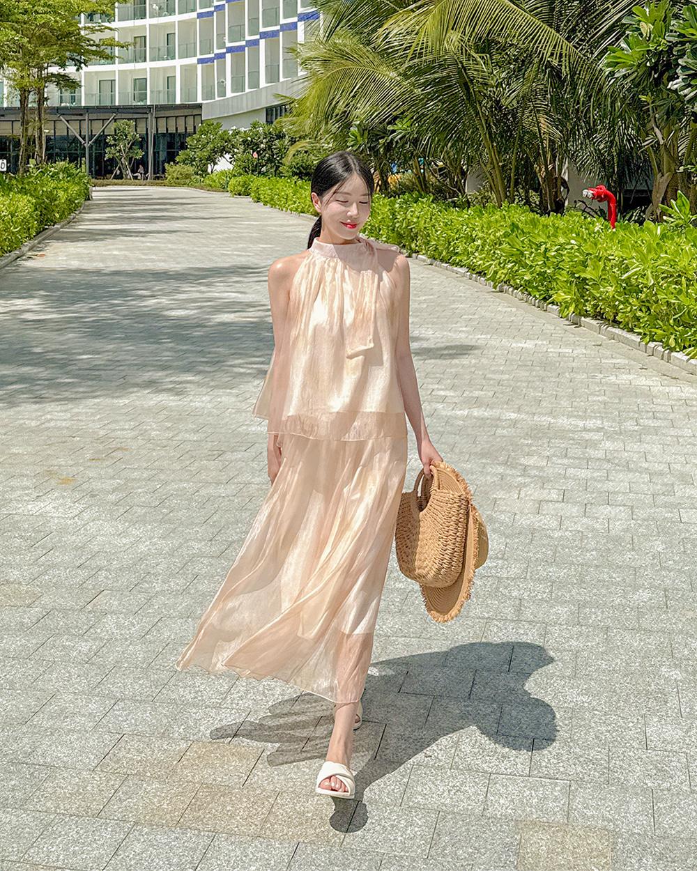 [오늘출발] 리아네 쉬폰 홀터넥 나시 + 롱스커트 투피스 세트