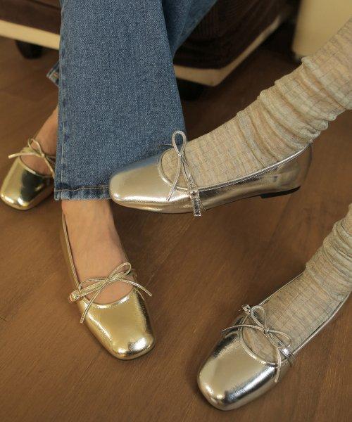 샤이닝 리본 플랫 HA2372