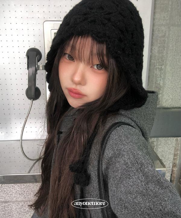 [문의폭주/모델소장🖤] 보바 플라워 니트 보넷 모자 (2color)