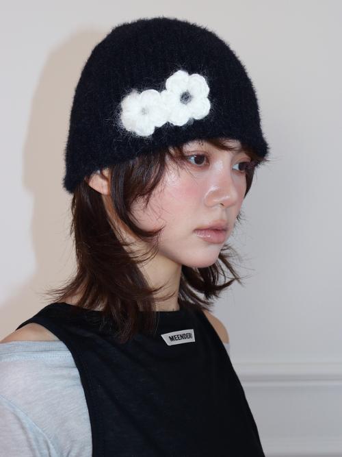 FLOWER FLAKE BEANIE - BLACK