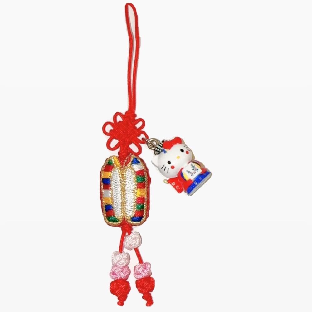 산리오 헬로 키티 한국 전통 의상 색동 한복 스트랩 키링 꽃신 족두리 전통 혼례 레드