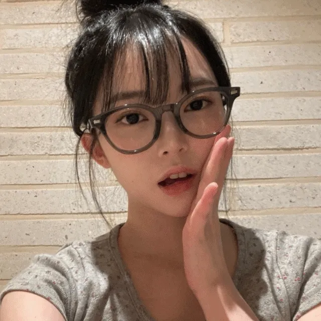 [중안부삭제/얼굴형보완] 긱시크 데일리 안경