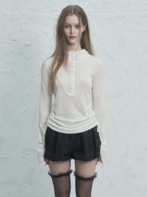 RIVET BUTTON HOODIE TOP / IVORY