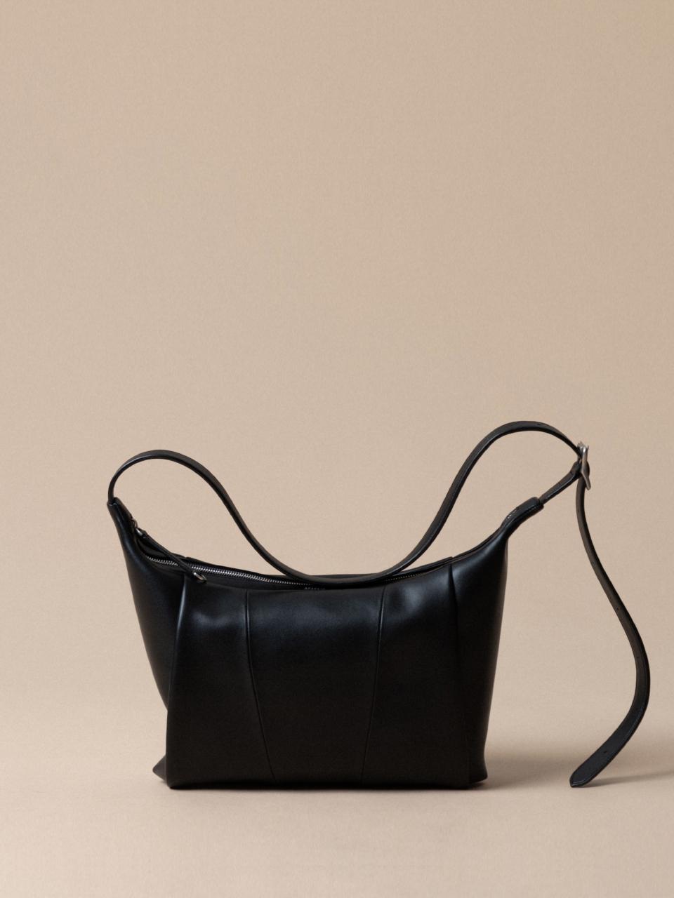 MELTING HOBO BAG_black