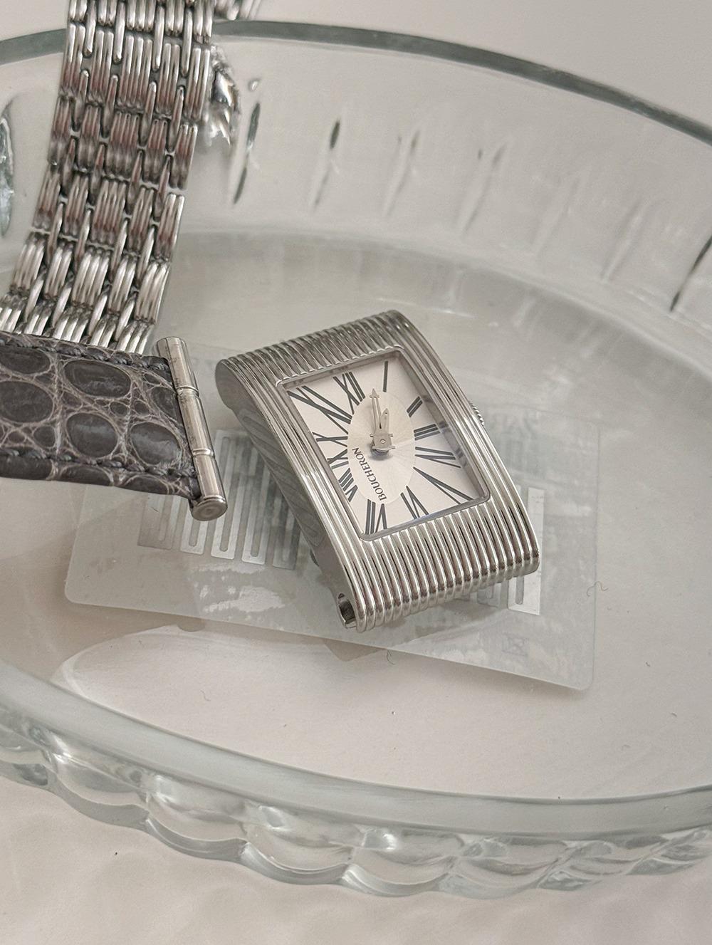 BOUCHERON Reflet watch M size