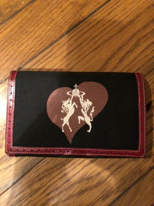 ヴィヴィアン ウエストウッド 財布