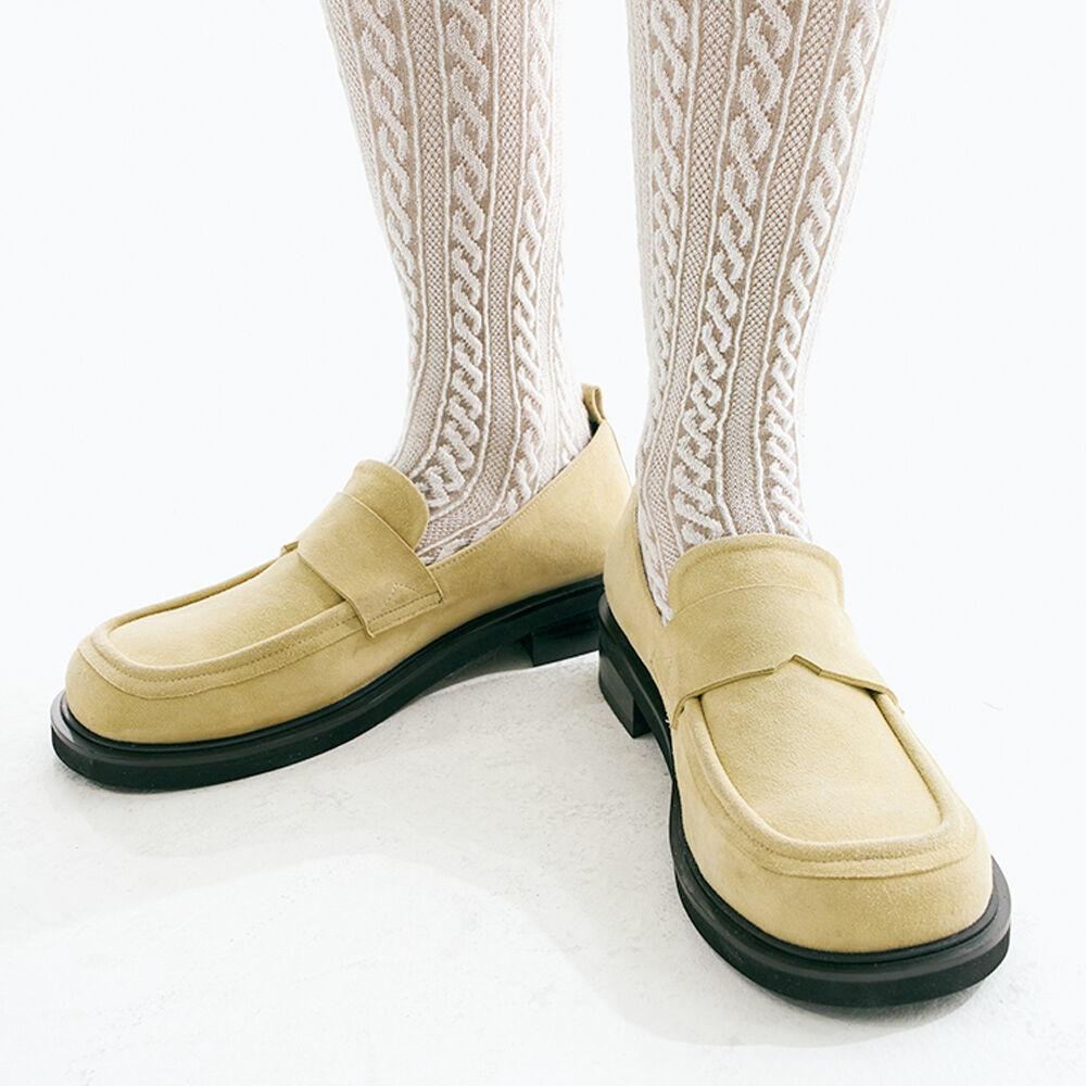 Slit Wide Loafer R23W001 (Lemon Suede)