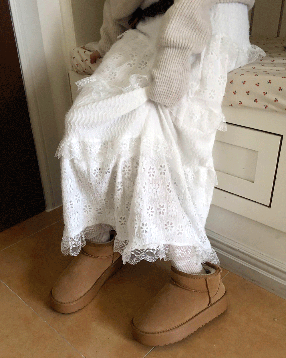 원더원더 [여리핏🤎] 르민 프릴 레이스 롱 스커트