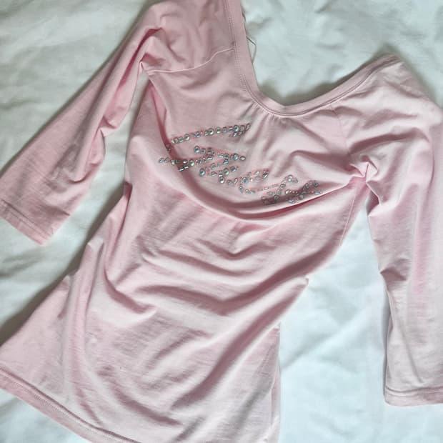 Guess y2k half long sleeve | 후루츠패밀리