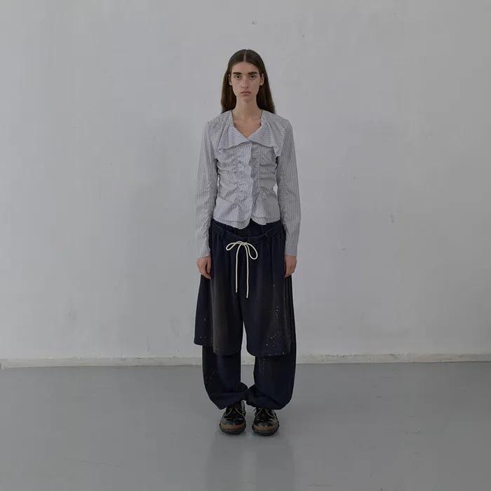 VOLUME SHIRRING BLOUSE (GREY)