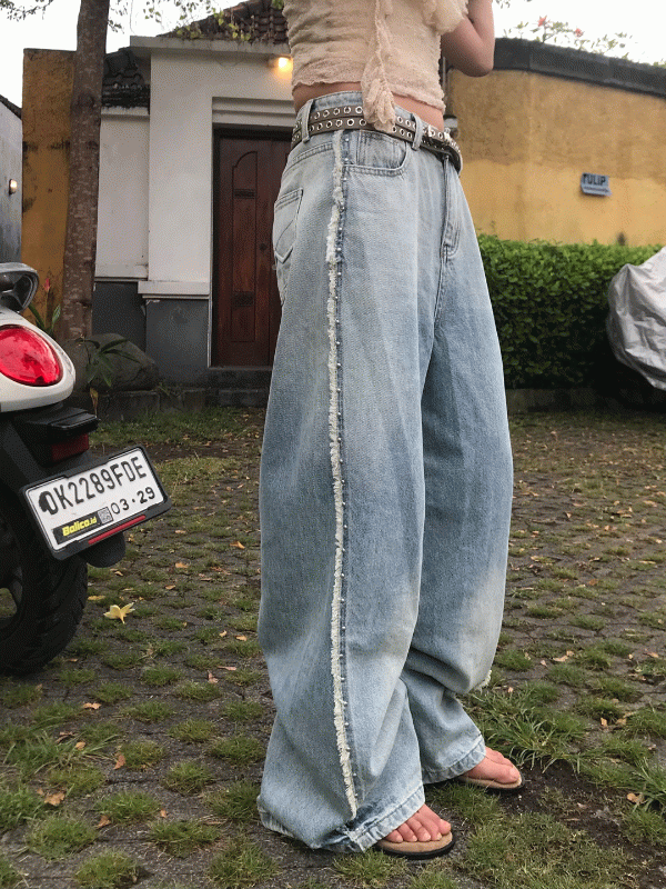 rough pop wide denim pants