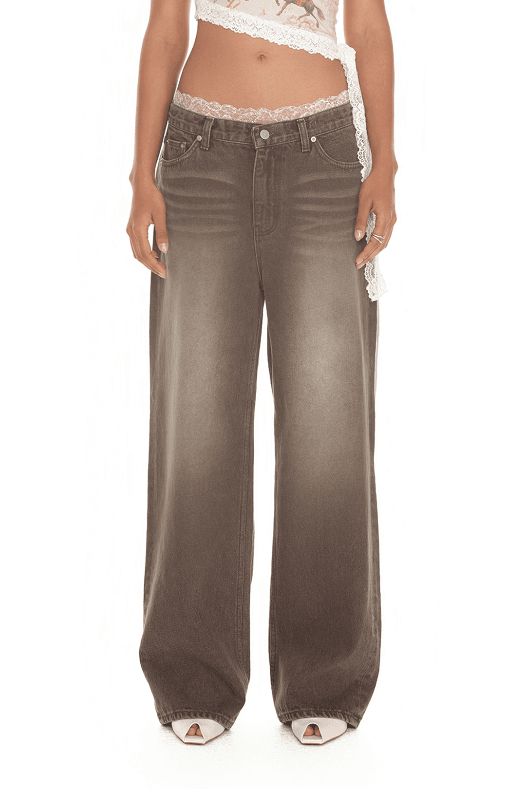 LOW RISE STRAIGHT-FIT JEANS (BROWN)