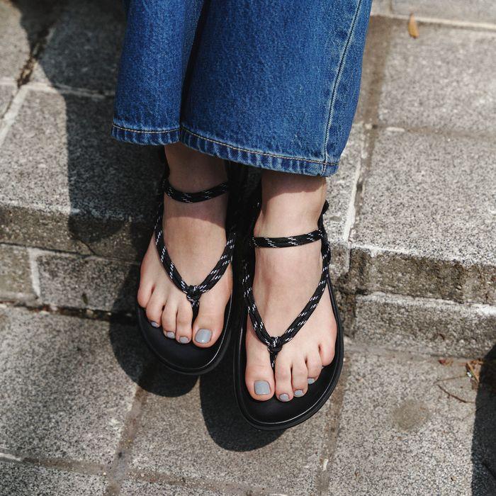 EZROPE SANDALS / BLACK