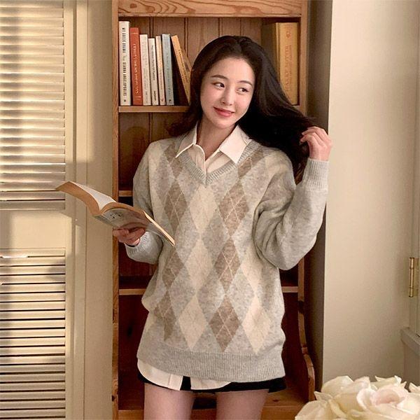 (클래식무드) 케런 배색 아가일 브이넥 니트 nt4874