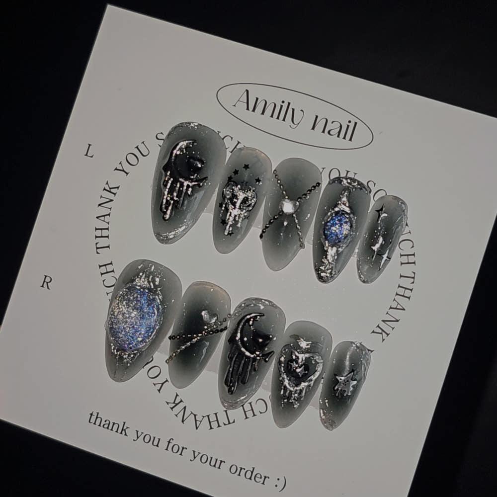멜팅블랙문 수제네일팁 힙한 다크 실버 인조네일 붙이는네일