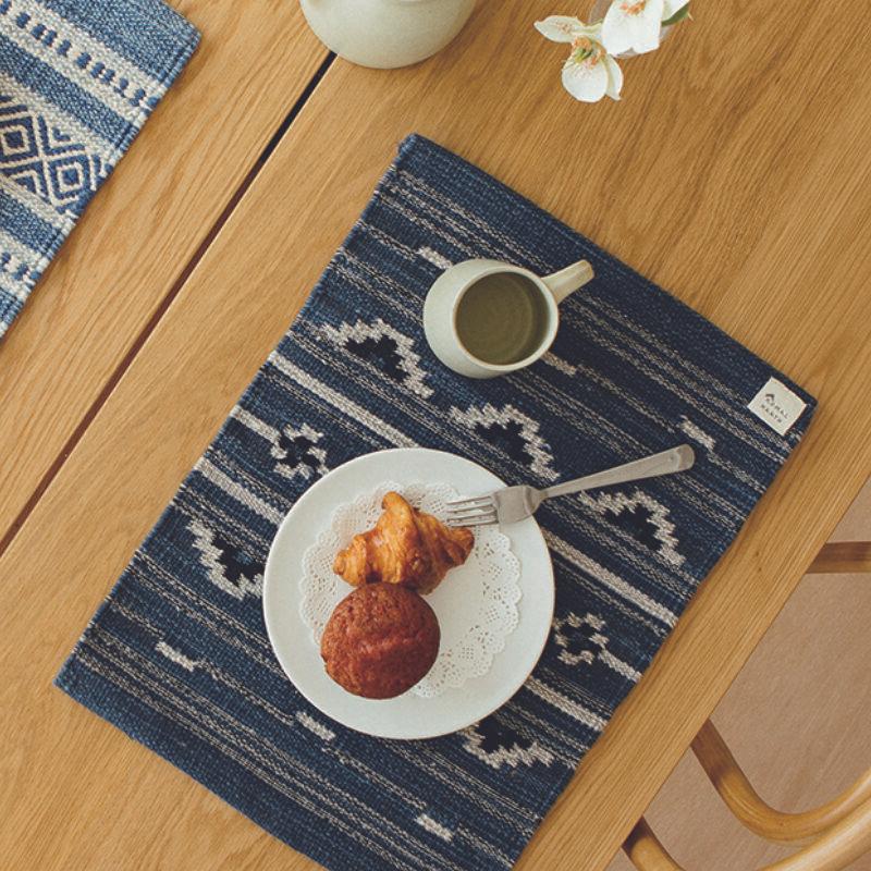 하프 트라이앵글 테이블 매트