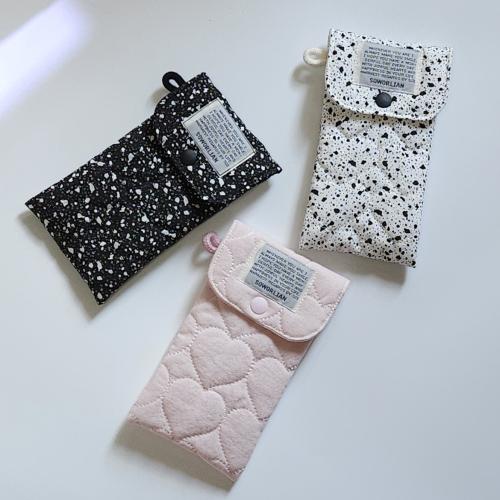 소월리안(SOWORLIAN)  필통 펜슬파우치_ 누빔하트 - 후기 | 무신사