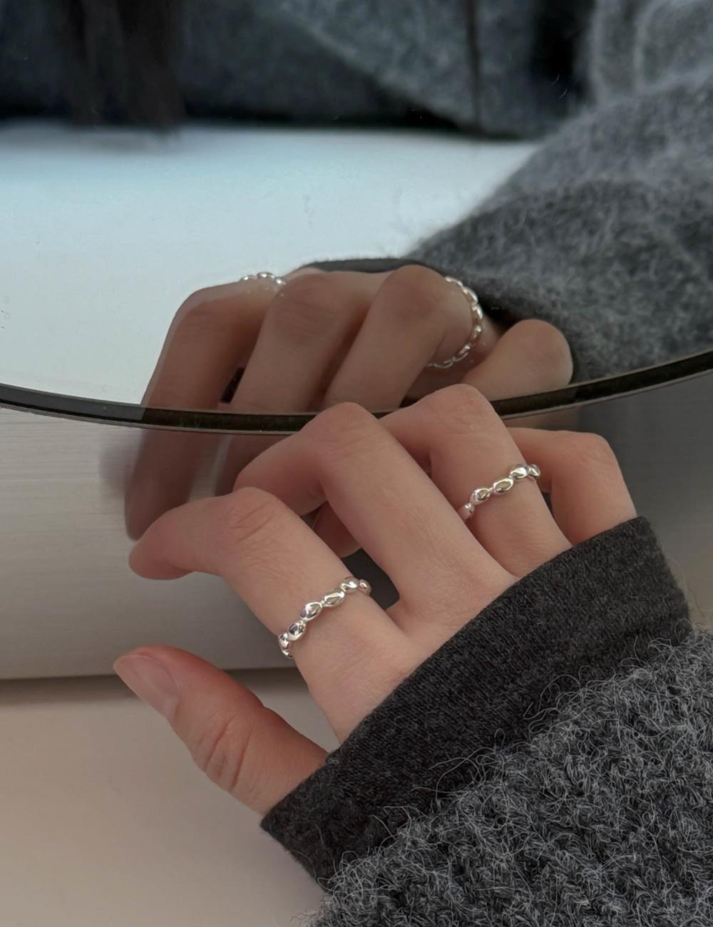 925 Pebble flow ring