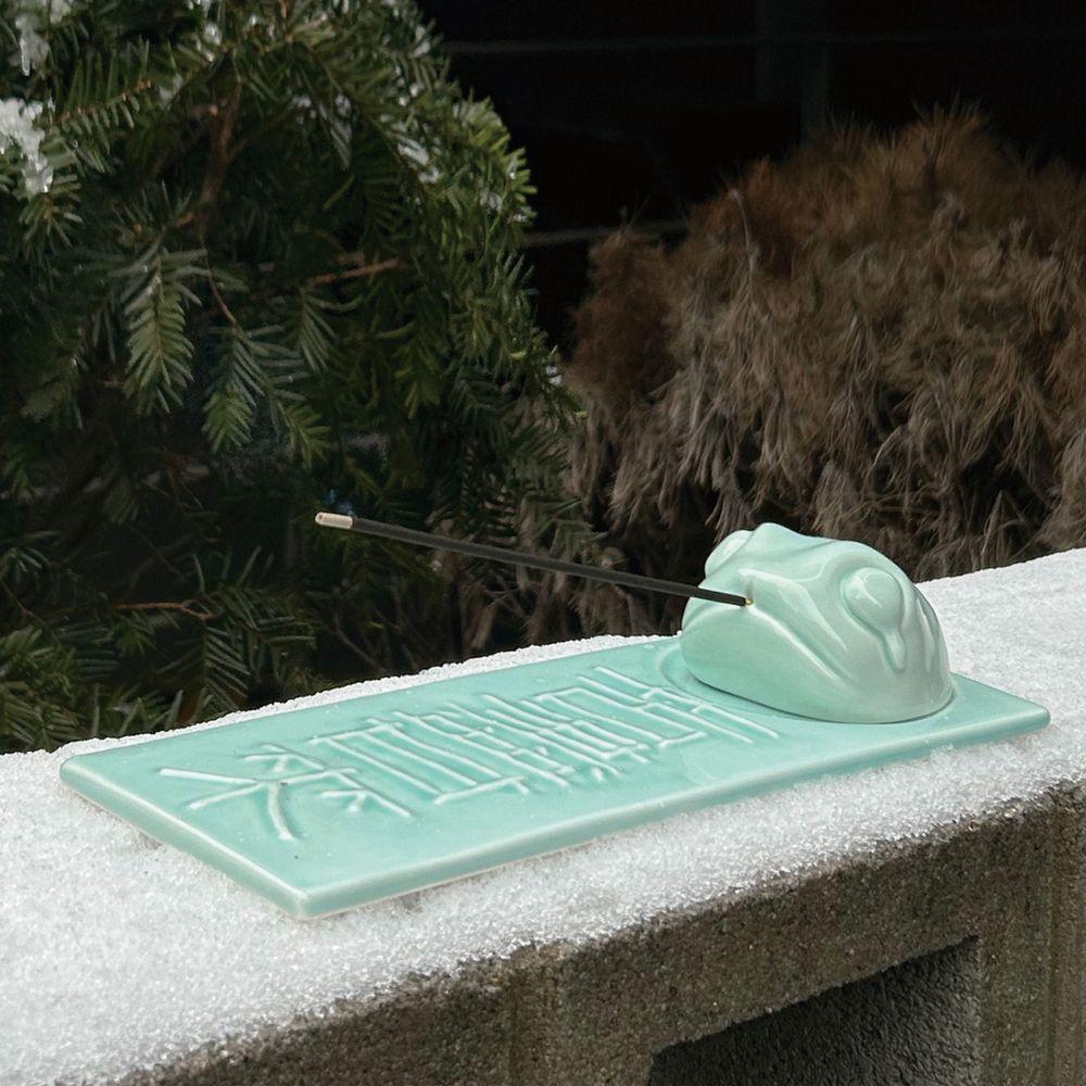 [EACHIKE X ULDD] FROG INCENSE HOLDER