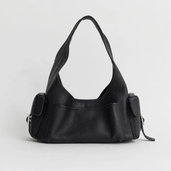 a tria bag (black)