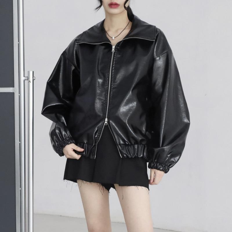 셜록 글로시 레더 점퍼