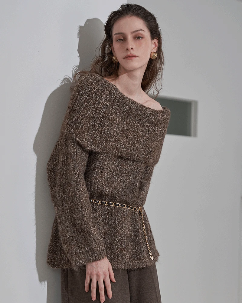 포근 루즈핏 오프숄더 니트 LM12KN708L