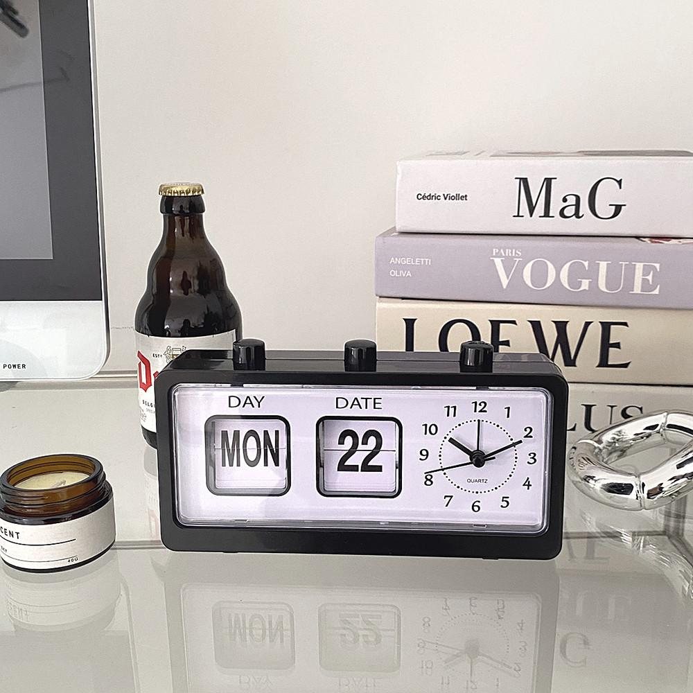 스튜디홈 탁상시계 캘린더 달력 아날로그 알람 미드센츄리 모던 레트로 인테리어 책상 건전지