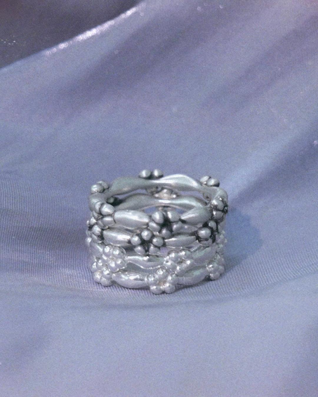 키치 플로라 반지