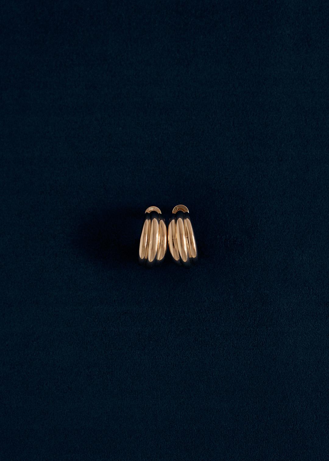Meringue Bold Earrings. Gold
