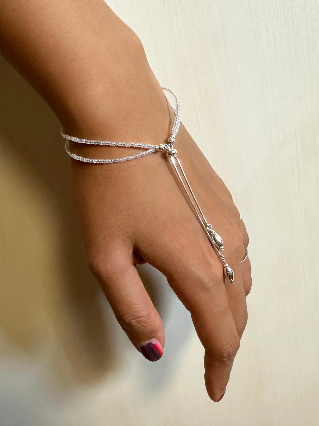 Silver tassel bracelet 06