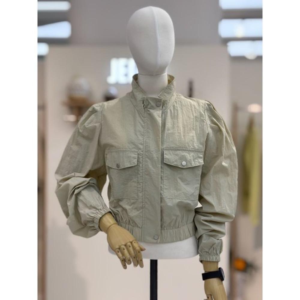 [갤러리아] 크롭 퍼프 바람막이 점퍼  JN4JP001B(한화갤러리아㈜ 센터시티)