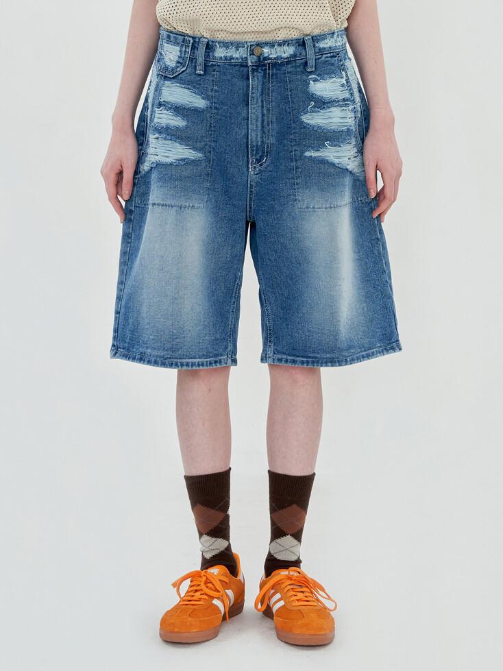 DESTROYED DENIM SHORTS / BLUE