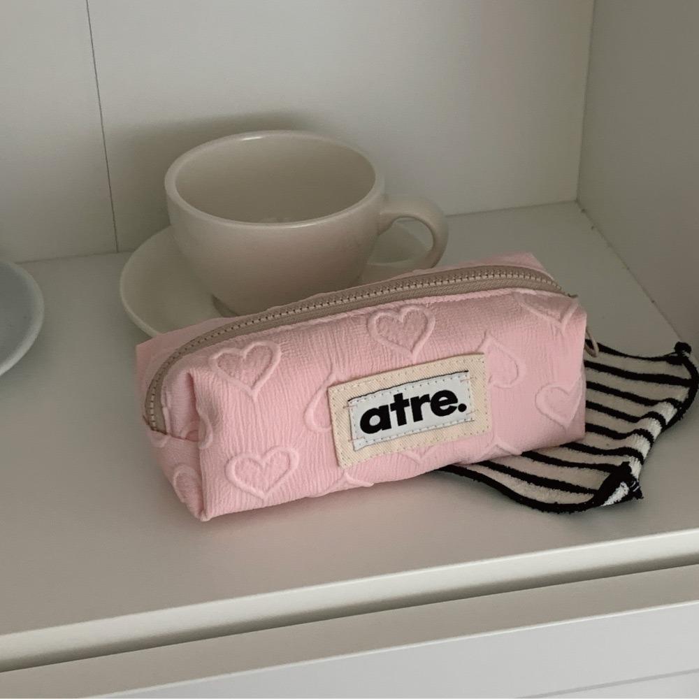 pencil case_jacquard heart pink