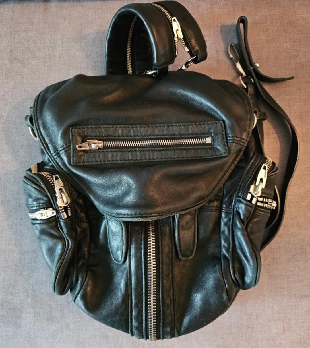 오늘만할인)알렉산더왕 마르티 백팩 블랙 | 후루츠패밀리