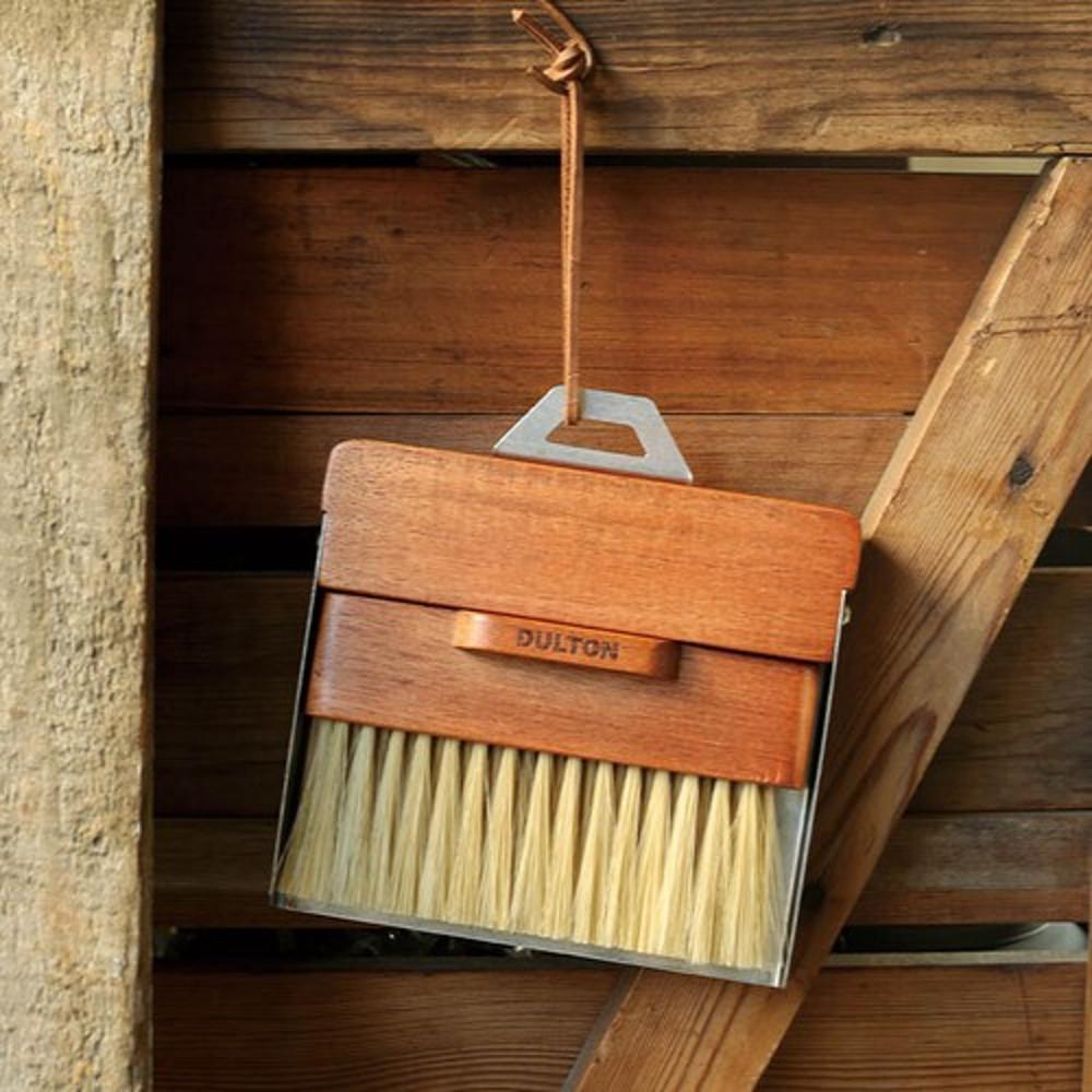 DULTON (덜튼) 더스트 팬 앤 브러쉬 DUSTPAN AND BRUSH 레드 빗자루세트 청소브러쉬
