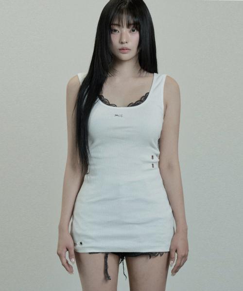 Eyelet Lace One-piece (Ivory)