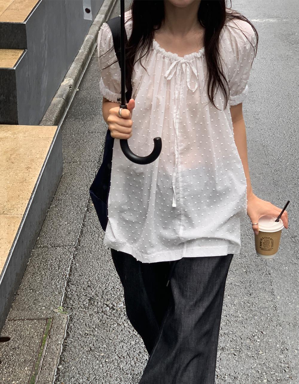 [아이 당일]리치 도트 미들 blouse