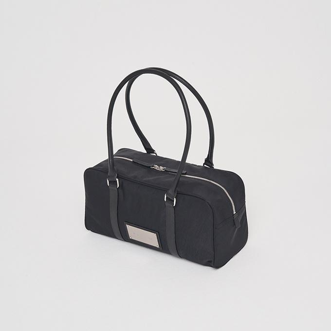 SPORTY TOTE BAG IN BLACK