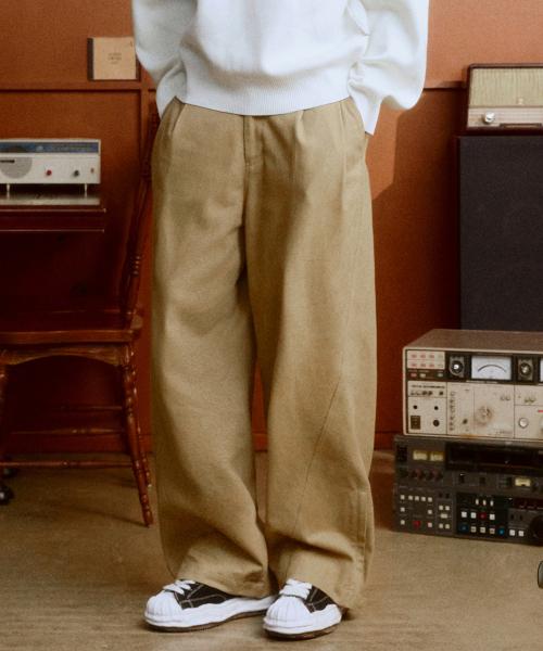 Side Zip Pleated Cotton Pants (CAMEL BEIGE)