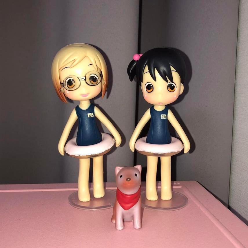 고전 딸기 마시마로 미소녀 피규어