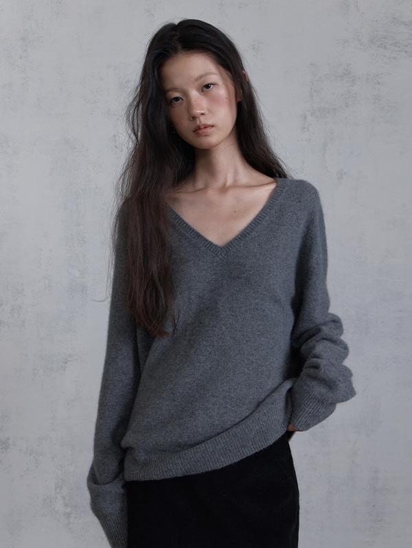 HUG RACOON V KNIT (MELANGE GRAY)