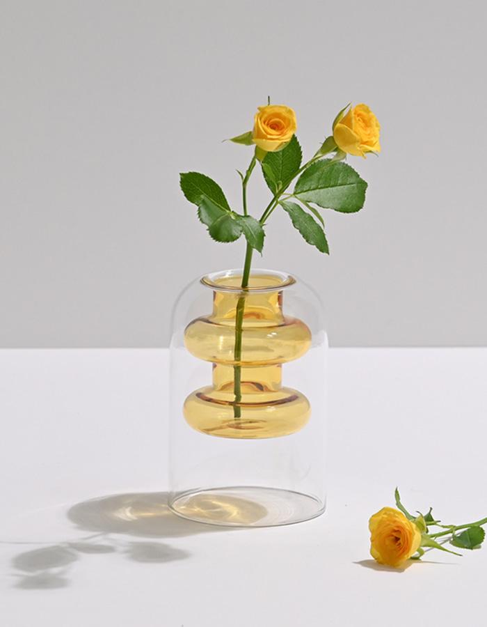 pretty vase series (yellow)