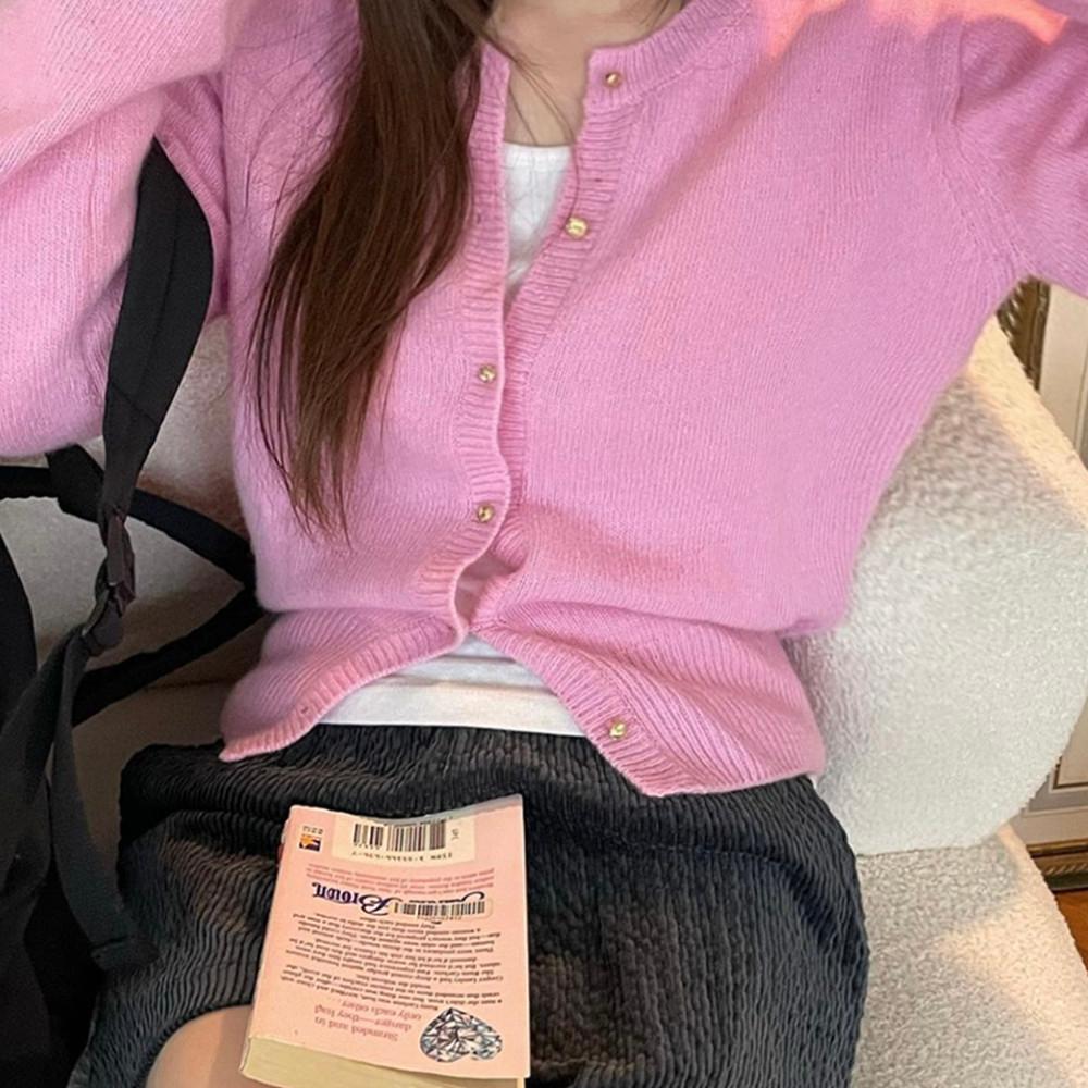 웰로우 라쿤 금장 골드버튼 니트 가디건 (4col)