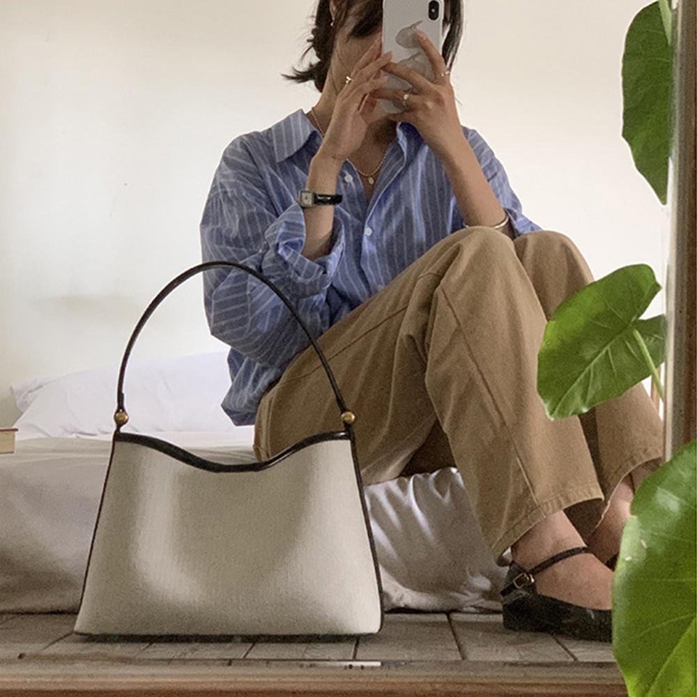 [3차재입고완료] 헤링본 블랙라인 숄더백