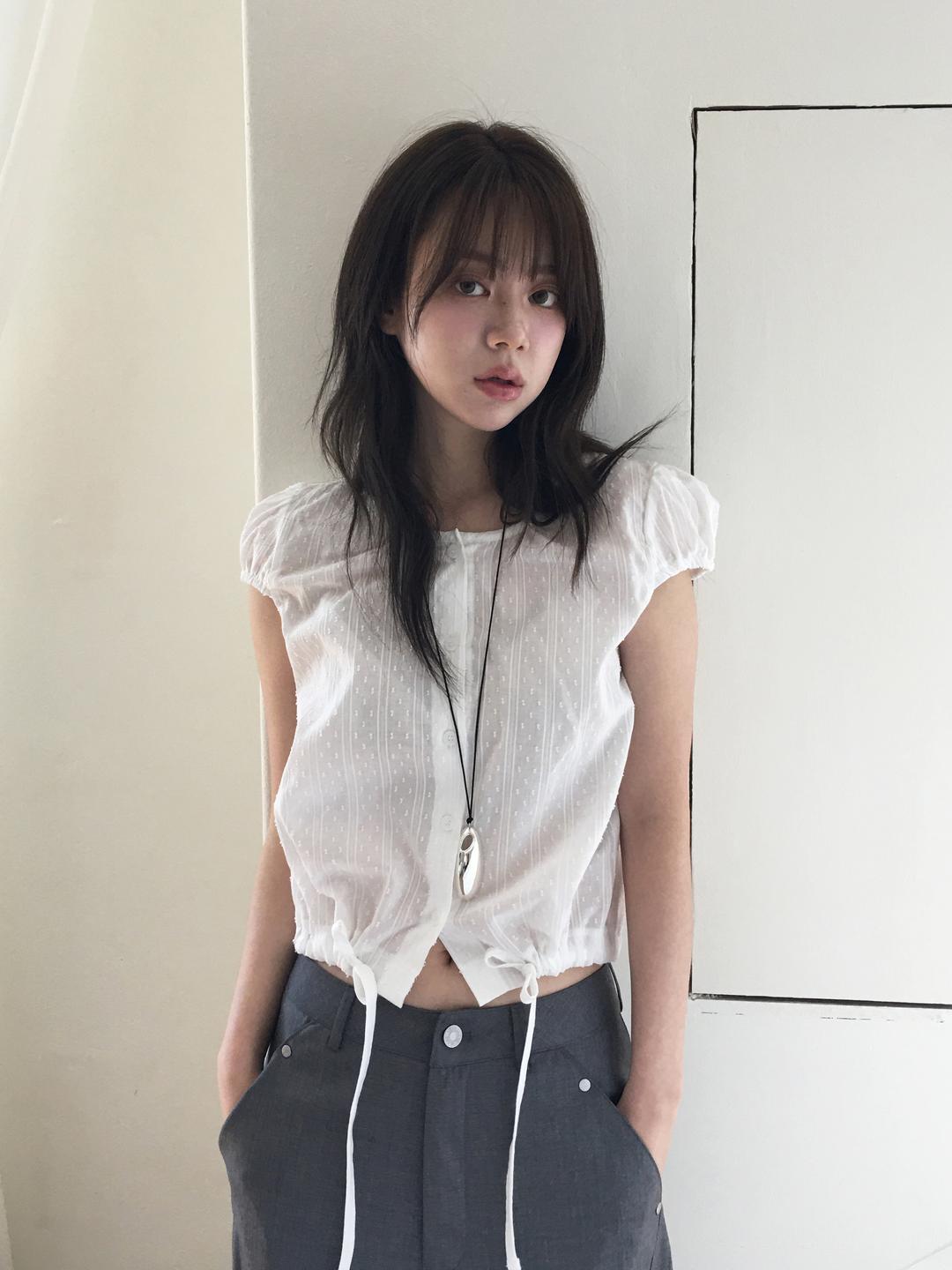 노비야카 Rotty strap lace blouse (Ivory, cream)
