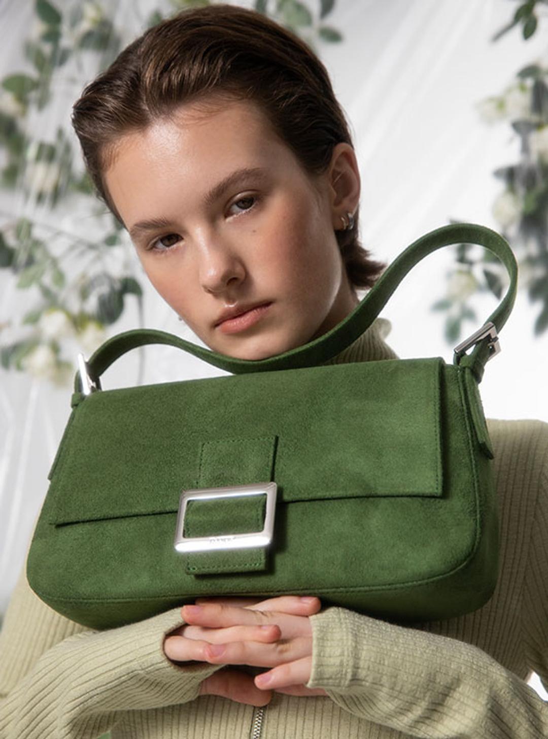 Suede Luke Bag in Green VX2AG112-32
