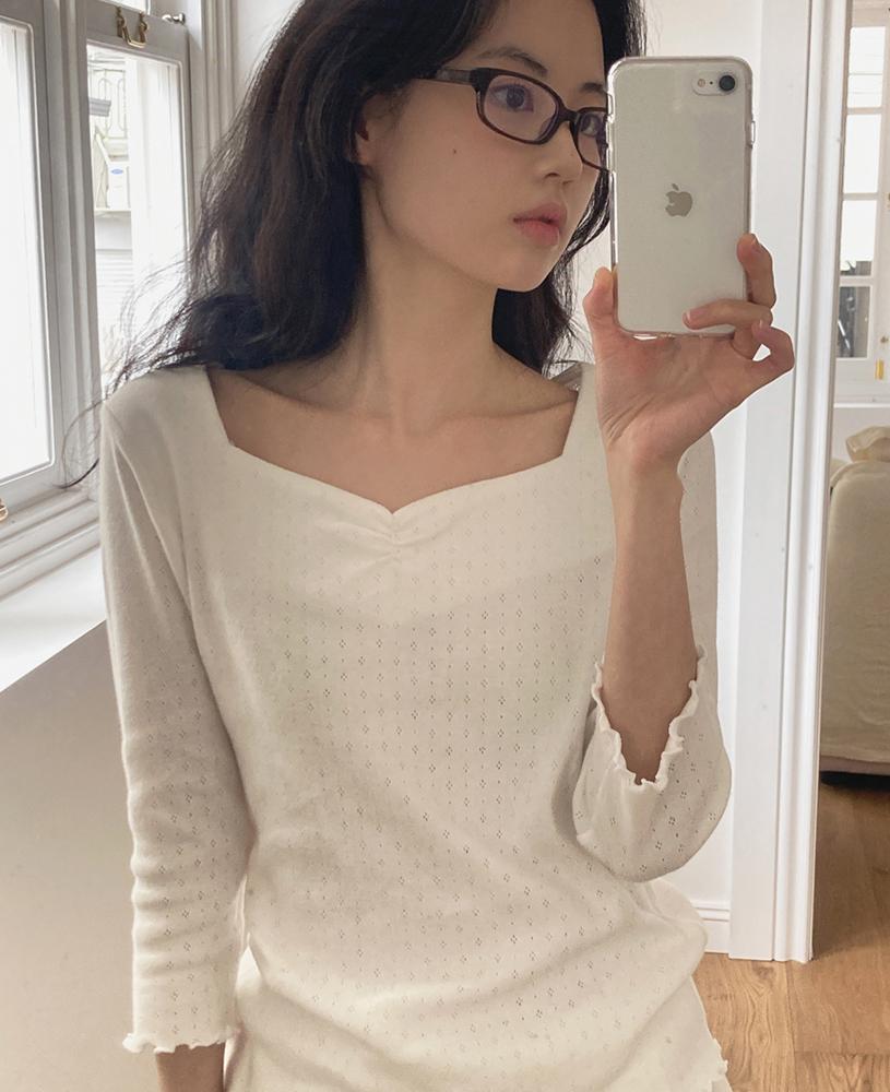 [NEW! 주말까지5%♥] [Dearest] Riru Tee (아이보리) (1차소진 예약주문 5일이상소요)
