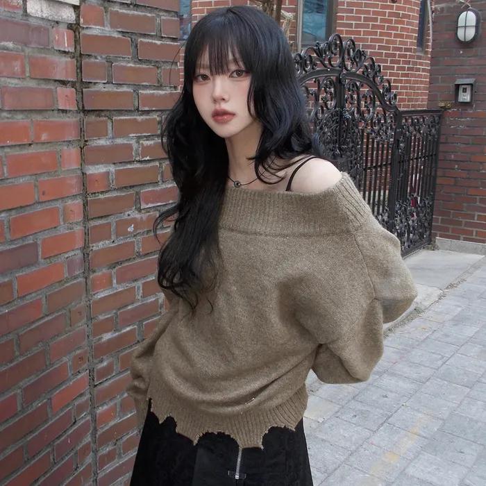 Off Shoulder Damaged Knit - Brown