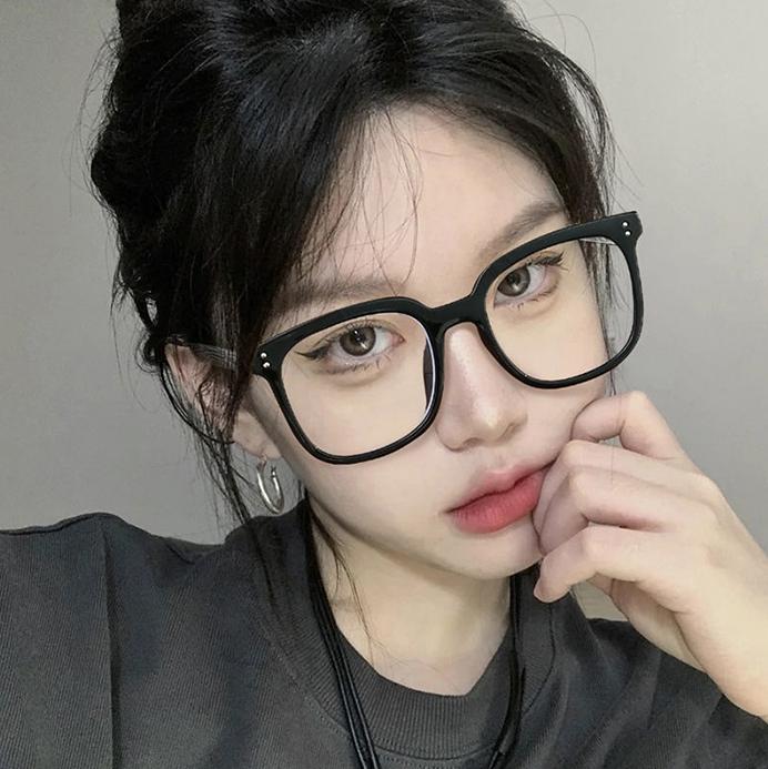 집콕끼리 얼굴소멸 블루라이트 차단 긱시크 뿔테 대두 안경 투명 시력보호 가벼운 패션 안경테 금자 노안 토마토 여성 남자 여자 남성 원지 커플 아프리카 반뿔테 빈티지 뿔태 빅 사이즈 오버 큰